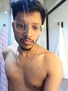 skinnyyyyyyyyy online show from 10/22/25, 04:02