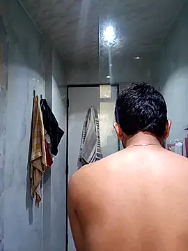 skinnyyyyyyyyy online show from 10/25/25, 06:10