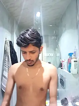 skinnyyyyyyyyy online show from 10/27/25, 04:49