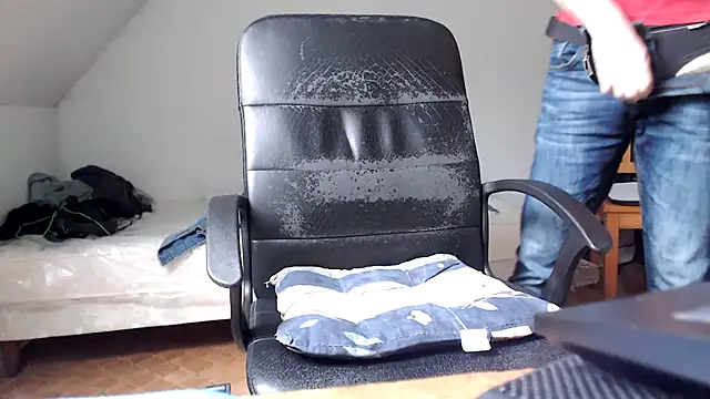 SteveStiffbone online show from 02/16/25, 02:54