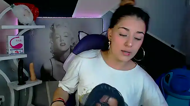 Samanta james19 online show from 12/14/24, 03:47