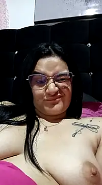 Hanna Kinsley online show from 03/04/25, 04:06