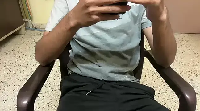 rahul 4u online show from 02/17/25, 06:26