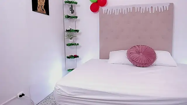 Alena Hegmann online show from 12/09/24, 06:46