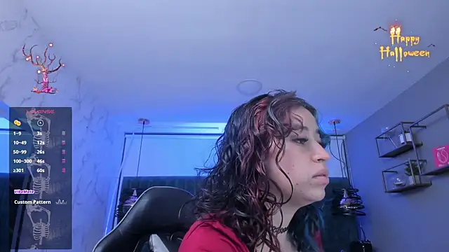 Snapshot of MAGIC_SOFI chatting on 10/18/25, 07:36 MAGIC SOFI online show from 10/18/25, 07:36