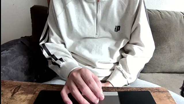 tuki fu online show from 01/25/25, 04:02