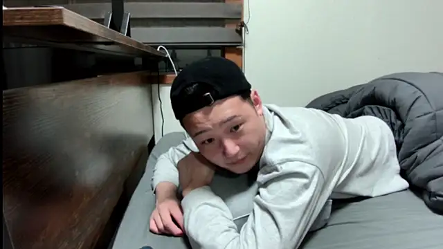 tuki fu online show from 03/22/25, 01:19