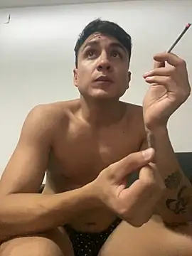 LCarreraa online show from 01/21/25, 11:24