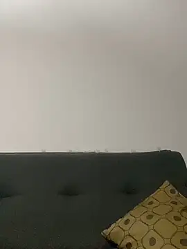 LCarreraa online show from 02/13/25, 12:24