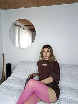 Karolgood3 online show from 12/05/25, 06:48