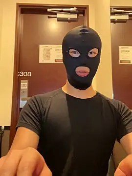 Ash zzz online show from 03/18/25, 11:08