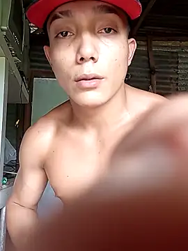 Snapshot of tayson_ chatting on 02/12/25, 07:56 tayson online show from 02/12/25, 07:56