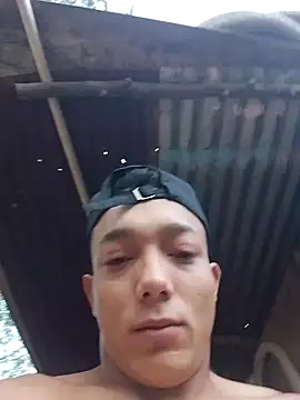 Snapshot of tayson_ chatting on 09/24/25, 11:13 tayson online show from 09/24/25, 11:13