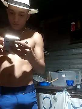 Snapshot of tayson_ chatting on 03/30/26, 10:38 tayson online show from 03/30/26, 10:38