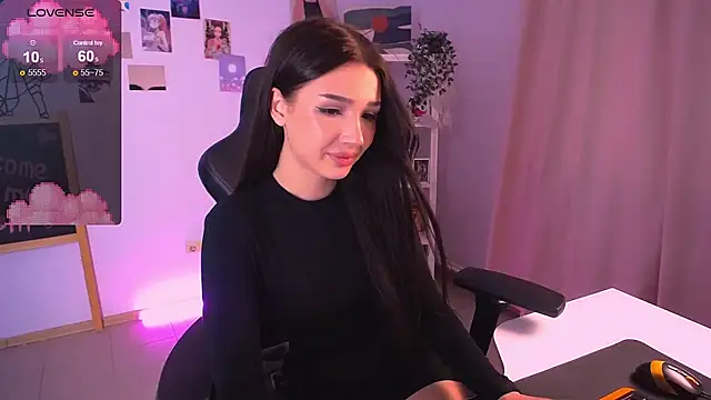 EmmaKeam online show from 12/04/24, 06:44