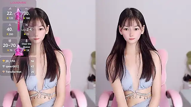 Snapshot of Xiaomi-Angela chatting on 02/21/25, 11:44 Xiaomi-Angela online show from 02/21/25, 11:44