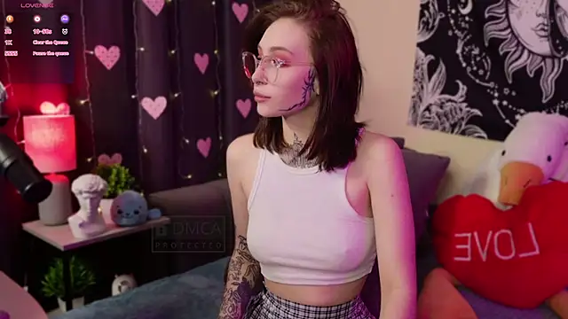 Succvbu7 online show from 02/13/25, 04:22