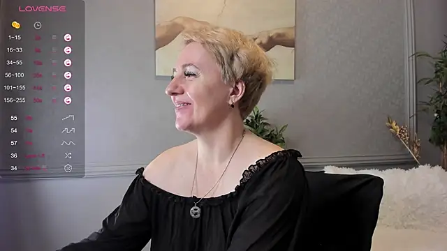 Snapshot of Nika_Smit chatting on 12/24/24, 12:11 Nika Smit online show from 12/24/24, 12:11