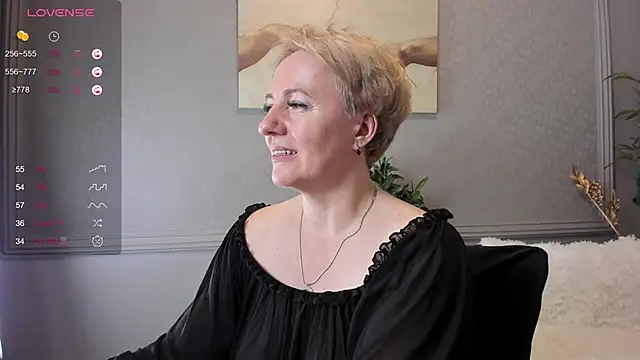 Snapshot of Nika_Smit chatting on 12/24/24, 06:28 Nika Smit online show from 12/24/24, 06:28