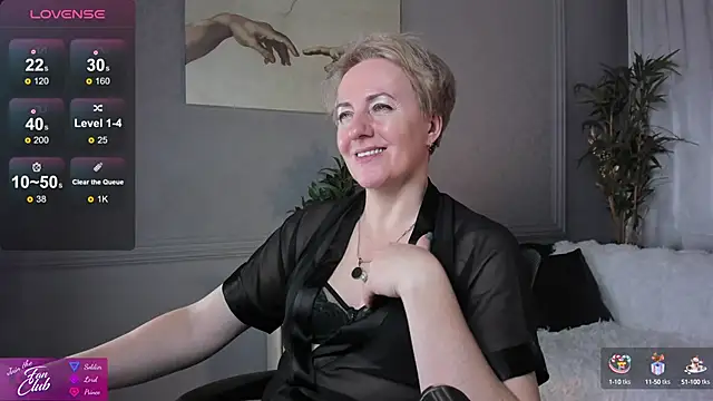 Snapshot of Nika_Smit chatting on 02/01/25, 11:21 Nika Smit online show from 02/01/25, 11:21