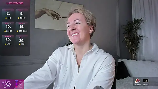 Snapshot of Nika_Smit chatting on 02/01/25, 02:24 Nika Smit online show from 02/01/25, 02:24