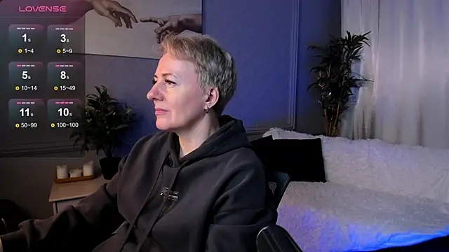 Snapshot of Nika_Smit chatting on 02/28/25, 10:09 Nika Smit online show from 02/28/25, 10:09