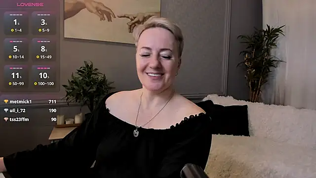 Snapshot of Nika_Smit chatting on 03/02/25, 02:21 Nika Smit online show from 03/02/25, 02:21