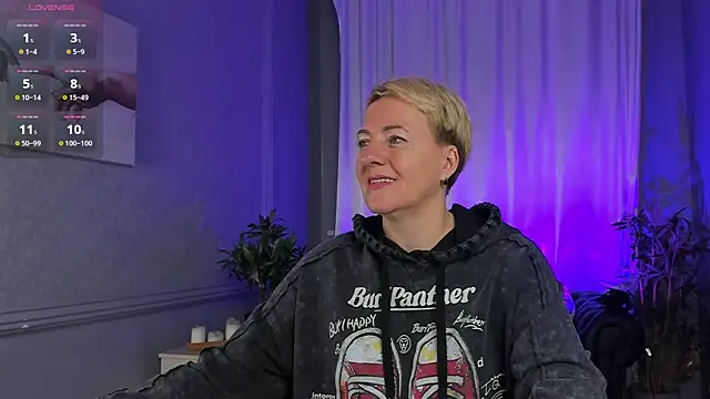 Snapshot of Nika_Smit chatting on 10/23/25, 05:07 Nika Smit online show from 10/23/25, 05:07