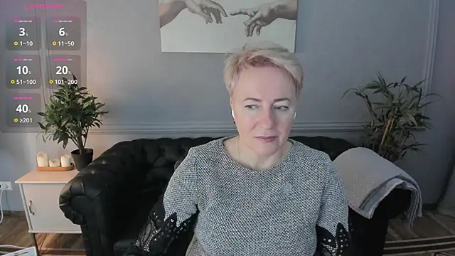 Snapshot of Nika_Smit chatting on 11/16/25, 05:13 Nika Smit online show from 11/16/25, 05:13