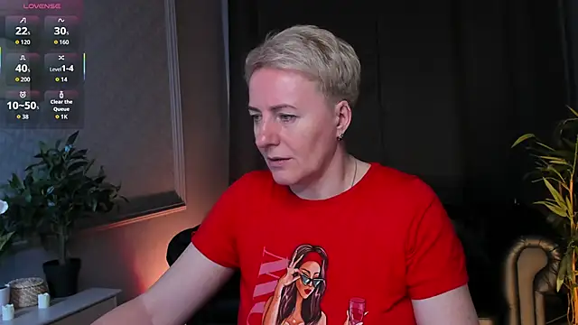 Nika Smit online show from 04/25/26, 05:10