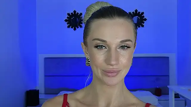 Megan Kira online show from 07/13/26, 12:19