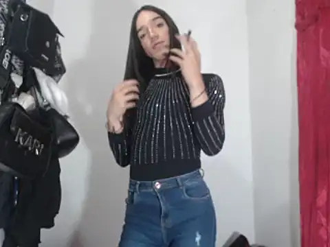 Snapshot of bigcrisblack chatting on 01/18/25, 09:24 bigcrisblack online show from 01/18/25, 09:24