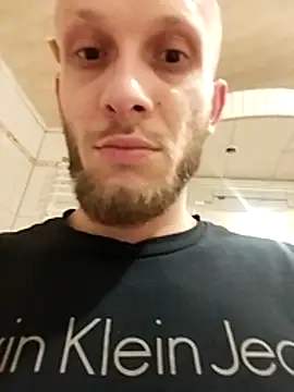 hoot denis28 online show from 12/21/24, 08:28