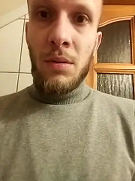 hoot denis28 online show from 12/26/24, 02:16