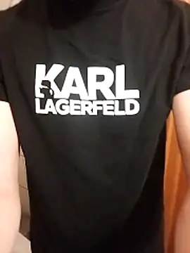 hoot denis28 online show from 12/31/24, 10:34