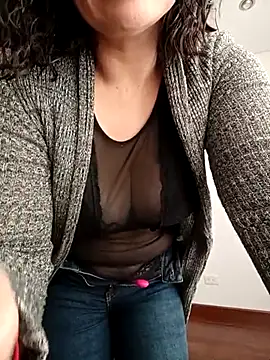 NATHALIA-28  online show from 09/14/25, 12:15