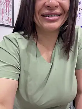 NATHALIA-28  online show from 04/10/26, 12:32