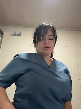 NATHALIA-28  online show from 05/11/26, 02:45