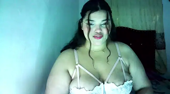 Snapshot of kira_vegaa chatting on 12/20/24, 09:54 kira vegaa online show from 12/20/24, 09:54