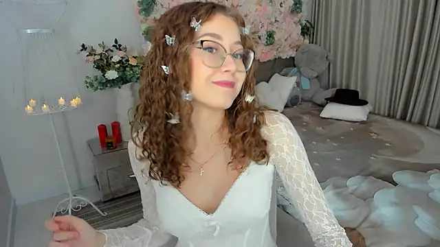 SereneFlame online show from 10/24/25, 04:03