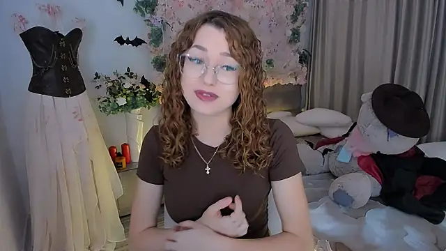 SereneFlame online show from 11/03/25, 04:08