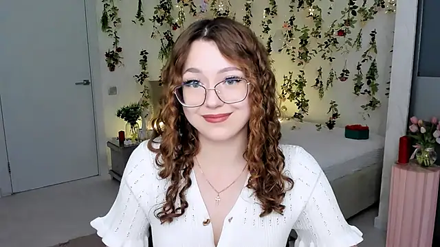 SereneFlame online show from 04/03/26, 04:05