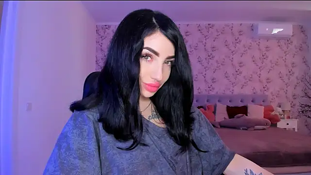 Snapshot of NancyLovee_ chatting on 06/16/26, 12:30 NancyLovee online show from 06/16/26, 12:30