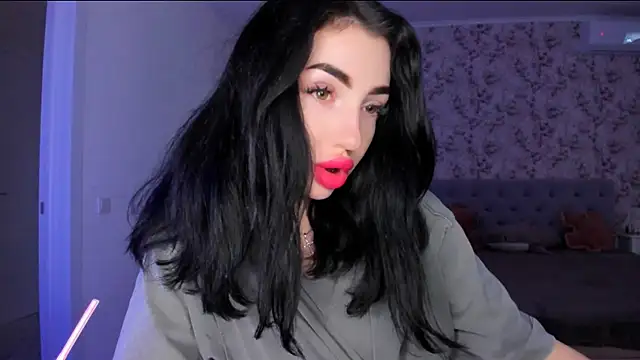 Snapshot of NancyLovee_ chatting on 07/06/26, 04:53 NancyLovee online show from 07/06/26, 04:53