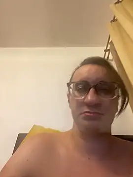 gloria7v05 online show from 03/10/26, 02:16