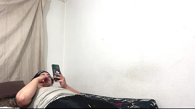 logan x3 online show from 04/06/26, 04:46