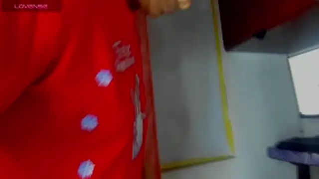 Nenita Hot  online show from 12/19/25, 02:13