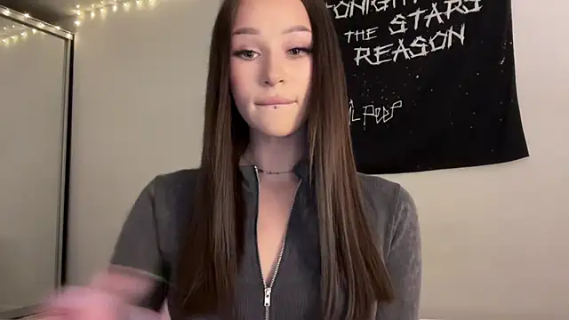 ur molly online show from 04/01/26, 10:38