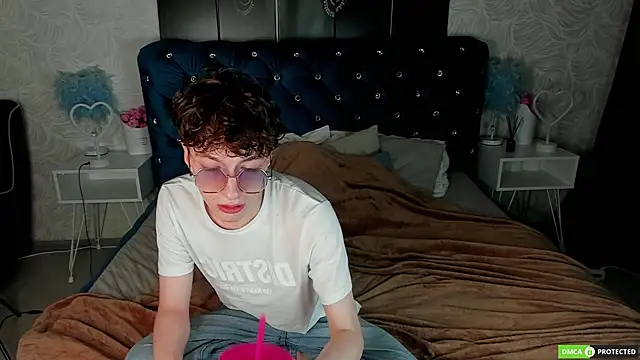 TrevorBenson online show from 09/15/25, 06:08