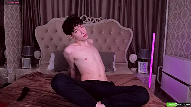 TrevorBenson online show from 09/22/25, 06:10